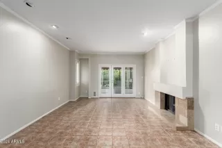 Photo #4: 6779332 Listing