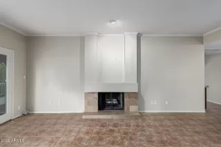 Photo #5: 6779332 Listing