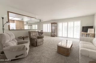 Photo #2: 6779566 Listing