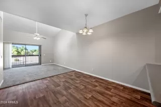 Photo #3: 6780230 Listing