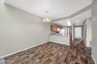 Photo #6: 6780230 Listing