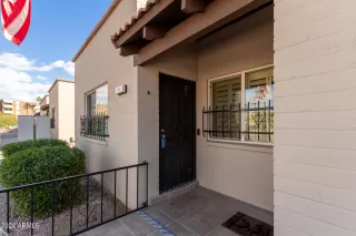 Photo #3: 6780264 Listing