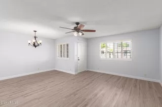 Photo #4: 6780264 Listing