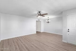 Photo #5: 6780264 Listing