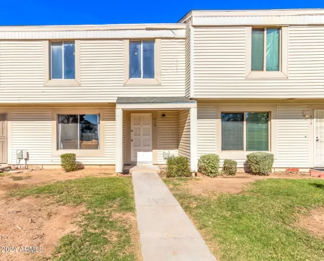 MLS: 6780513 Condo For Sale