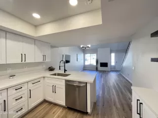 Photo #6: 6780652 Listing 