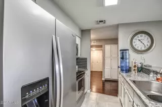 Photo #6: 6780684 Listing 