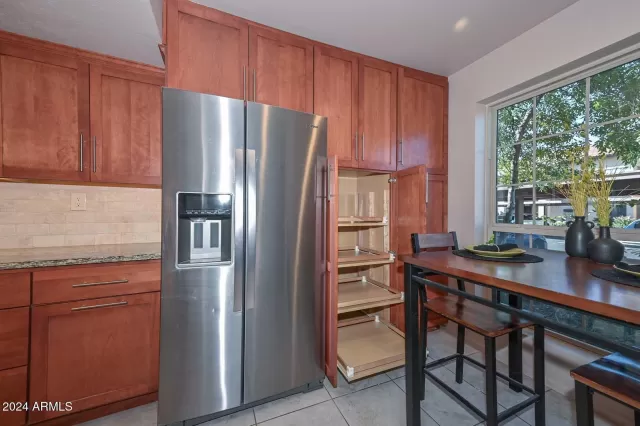 MLS: 6780693 Condo For Sale