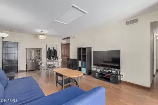 Photo #3: 6780981 Listing