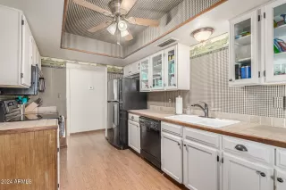 Photo #5: 6780981 Listing