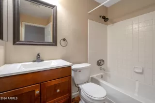 Photo #4: 6781031 Listing 