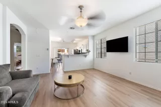 Photo #1: 6781097 Listing 