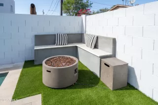 Photo #6: 6781111 Listing