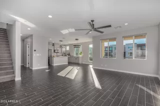 Photo #2: 6781261 Listing 