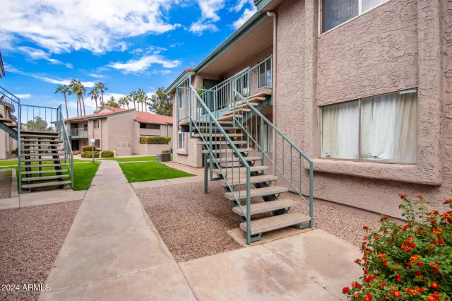 MLS: 6781275 Condo For Sale