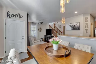 Photo #4: 6781321 Listing 