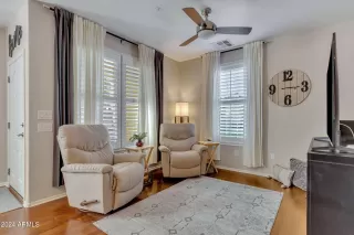 Photo #6: 6781321 Listing 