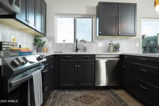 Photo #6: 6781430 Listing