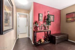 Photo #6: 6781547 Listing