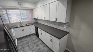 Photo #1: 6781836 Listing 