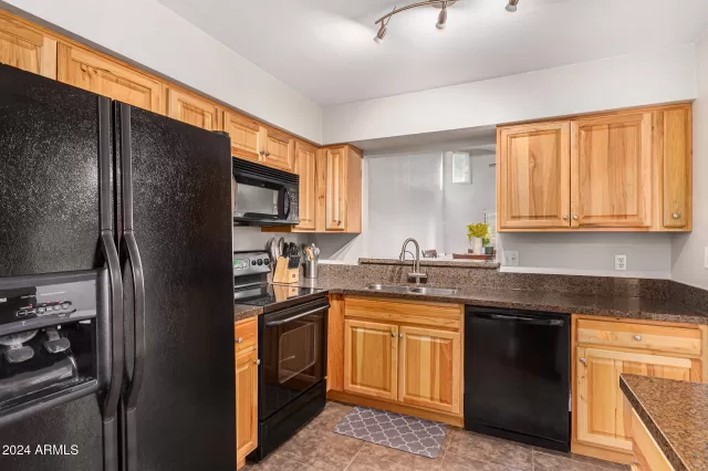 MLS: 6781960 Condo For Sale