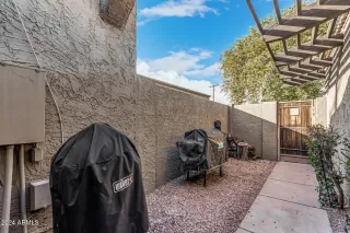 Photo #4: 6781960 Listing 