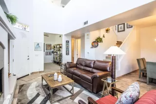 Photo #4: 6782150 Listing 