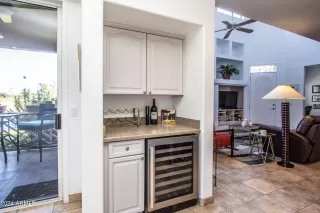 Photo #6: 6782150 Listing 