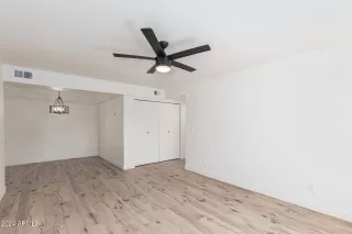 Photo #5: 6783070 Listing