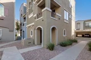 Photo #2: 6783323 Listing