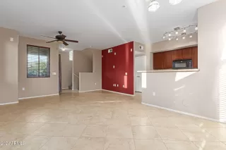 Photo #3: 6783323 Listing