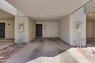 Photo #3: 6783331 Listing