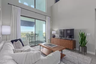 Photo #4: 6783338 Listing