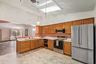 Photo #6: 6783621 Listing 