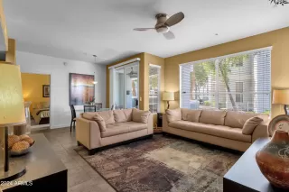 Photo #2: 6783659 Listing