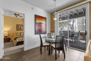 Photo #5: 6783659 Listing