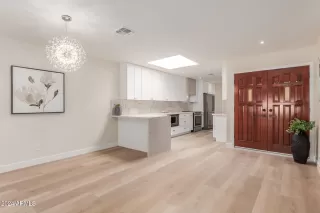 Photo #3: 6783742 Listing 