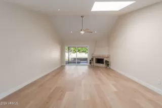 Photo #5: 6783742 Listing 