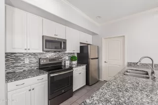 Photo #2: 6783859 Listing 