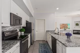 Photo #3: 6783859 Listing 