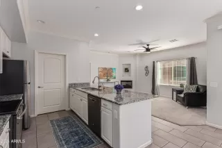 Photo #4: 6783859 Listing 