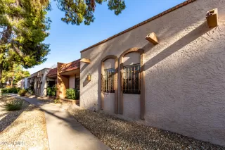 Photo #2: 6783880 Listing