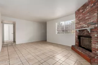 Photo #5: 6783880 Listing