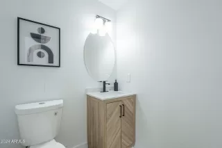 Photo #2: 6784139 Listing