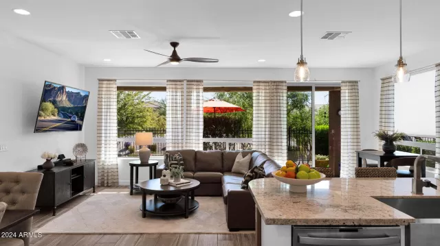 MLS: 6784293 Condo For Sale