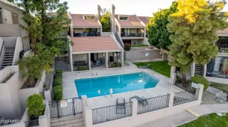 More Details about MLS # 6784756 : 1207 E NORTHSHORE DRIVE#136