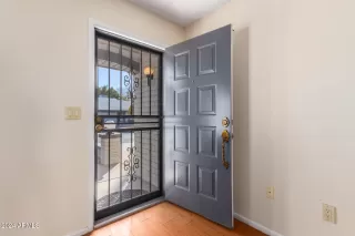 Photo #6: 6784877 Listing