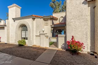 Photo #1: 6784886 Listing 