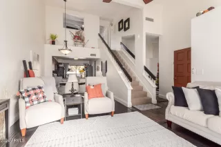 Photo #4: 6784886 Listing 