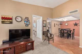 Photo #3: 6785211 Listing 